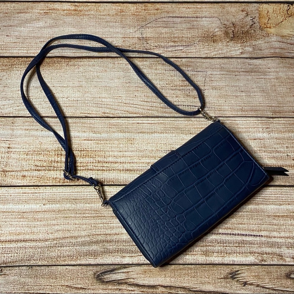 Nicole Miller Blue Croc Adjustable Bag/Clutch - Picture 8 of 10